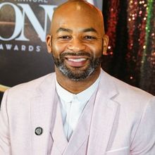 Video: Brandon Victor Dixon Is Spreading the Love of HELL'S KITCHEN