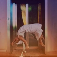 BWW Review: FOR ALL THE WOMEN WHO THOUGHT THEY WERE   MAD, Hackney Showroom