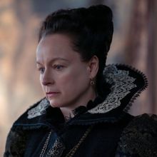 Video: STARZ Shares Sneak Peek From Episode 5 of THE SERPENT QUEEN Season 2