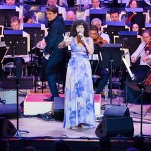 Interview: Mandy Gonzalez Brings World Premiere of her EVERYTHING I KNOW Tribute to L