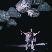 SKYDIVER Comes to The Lowry, Salford This Month