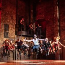 Review: KISS ME, KATE, Barbican Theatre