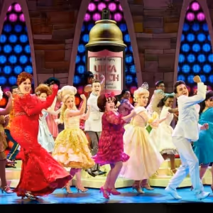 Review: HAIRSPRAY at Gammage Auditorium