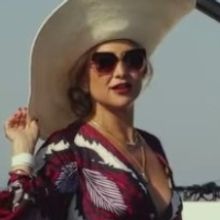 VIDEO: First Look at KNIVES OUT 2, THE ADAM PROJECT & More in Netflix's Super Bowl Ad