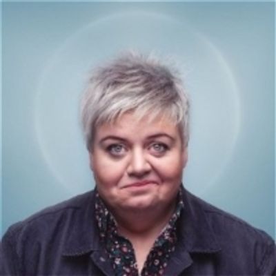 Edinburgh 2022: Review: SUSIE MCCABE: BORN BELIEVER, Assembly George Square Studios - Studio 2