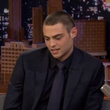 VIDEO: Noah Centineo Talks TO ALL THE BOYS Love Triangle on THE TONIGHT SHOW WITH JIMMY FALLON