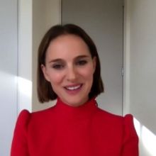 VIDEO: Natalie Portman Gushes About Taika Waititi on LATE NIGHT WITH SETH MEYERS