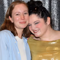 Photos: Hannah Einbinder Visits HACKS Co-Star Meg Stalter at OH, MARY!