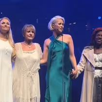 Video: Patti LuPone Joins LES MISERABLES Cast For Encore Performance