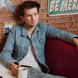 Review: KIERAN HODGSON: VOICE OF AMERICA, Soho Theatre