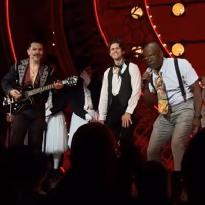 Video: Aaron Tveit Performs MOULIN ROUGE! Encore With Ricky Rojas & Sahr Ngaujah