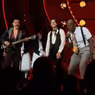 Video: Aaron Tveit Performs MOULIN ROUGE! Encore With Ricky Rojas & Sahr Ngaujah