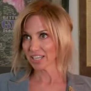 Video: Debbie Gibson Looks Back on Her Broadway Performances Ahead of Upcoming Tour