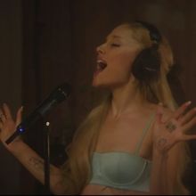 Video: Watch Ariana Grande Honor Mac Miller With 'The Way' Performance Celebrating…