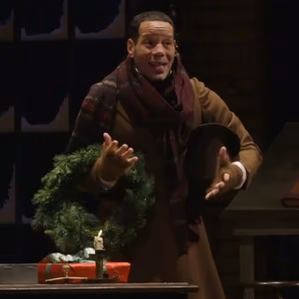 Video: Cratchit Asks For Christmas Day Off in A CHRISTMAS CAROL at Goodman Theatre - Chicago Theater Video