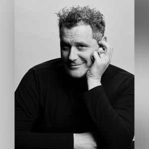 10 Videos Celebrating The Return Of ISAAC MIZRAHI To 54 Below