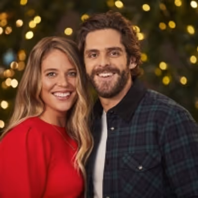 Celebrate the Holidays with CMA COUNTRY CHRISTMAS Tonight