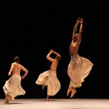 Hubbard Street Dance Chicago to Return to Steppenwolf Theatre