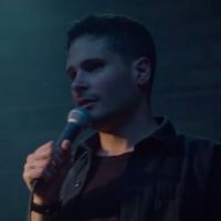 VIDEO: Drew Michael Announces HBO Comedy Special
