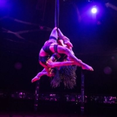 BWW Review: LA CLIQUE, Leicester Square Spiegeltent