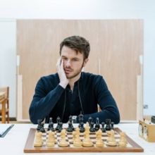 Ronan Raftery Talks RAVENS: SPASSKY VS. FISCHER at Hampstead Theatre