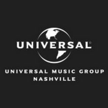 THIS IS US Star Chrissy Metz Signs With Universal Nashville
