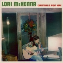 Lori McKenna Announces Holiday EP 'Christmas Is Right Here'
