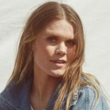 Nicolle Galyon Honored as 2023 CMA Triple Play Award Winner