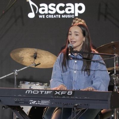 Exclusive: Emily Bear on Upcoming Barlow & Bear Broadway Musicals & More