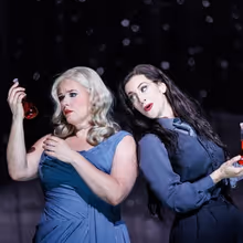 REVIEW: Impressive Singing in Strauss’s EGYPTIAN HELEN, but the Story’s a Mystery