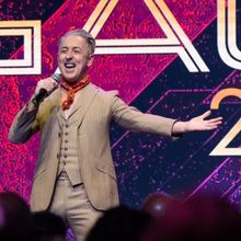 Photos: Alan Cumming at The WNET Group 2025 Gala in New York City