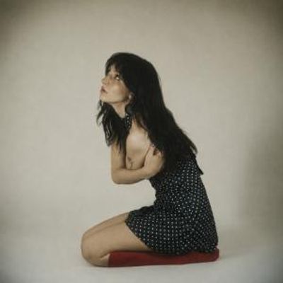 MOLLY AND THE DOLLY SHOP Releases New Single MOVE INSIDE
