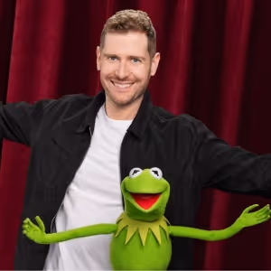 Wake Up With BroadwayWorld September 19, 2025- Jamie Lloyd Talks Broadway and More