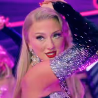 Video: Watch a First Look at the MOULIN ROUGE! World Tour Video