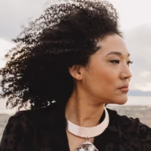 Judith Hill Pays Tribute To The Women In Her Life On 'Dame De La Lumière'