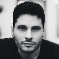 Comedian Drew Michael is Bringing His Stand-Up Tour to The Den Theatre for One Night…
