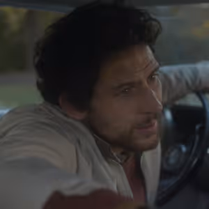 Video: Josh O’Connor Stars in New Clip from Kelly Reichardt’s THE MASTERMIND