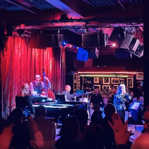 Review: JAMIE DEROY & FRIENDS Made For An Entertaining Monday Night At Birdland