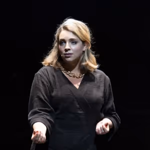 SO LUCKY Star Jessica Daley Travels Hours to Sing Role of Eva Peron in Curve's EVITA…