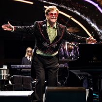 Elton John Returns to Mexico City for Farewell Shows