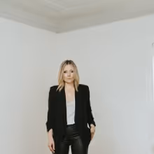 Christina Martin Releases New Single 'Stay With Me'