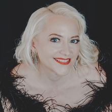 'Sax Diva' Suzanne Grzanna Releases The Cat's Meow Anniversary Album