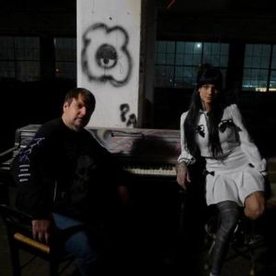 DEJA VU Single from EMPIRES IN ORBIT to Premiere on Under The Radar