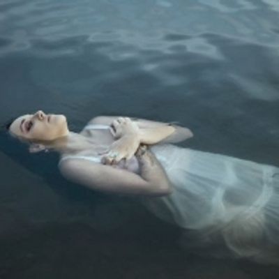CROWJANE Premieres Watercolor-Animated 'Circular Valley'