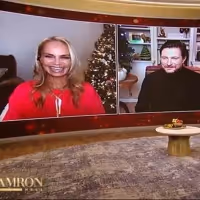 VIDEO: Kristin Chenoweth & Ty Herndon Perform Holiday Duet 'Orphans of God' on… Video
