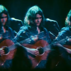Jenny Owen Youngs to Release Deluxe Edition of 'Avalanche' Album