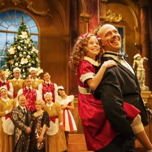 Review: ANNIE at Folketeatret