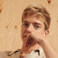 Mae Martin Will Bring THE POSSUM to Buddies in Bad Times For Limited Run