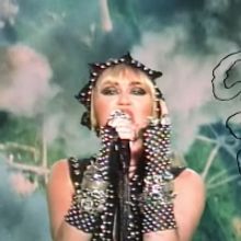 VIDEO: Miley Cyrus Performs 'Prisoner' on JIMMY KIMMEL LIVE