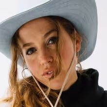 Miranda Joan Drops Double Single 'Too Much' & 'Coffee'